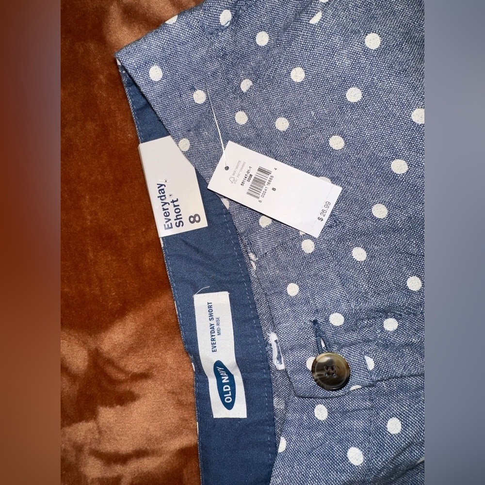 Mid-rise Old Navy shorts